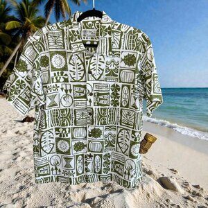 Toes on the Nose Shag Design Hawaiian Tiki Aloha Shirt Size Small NWT Tribal
